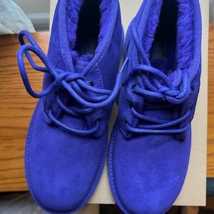 UGG’s ankle bootie.